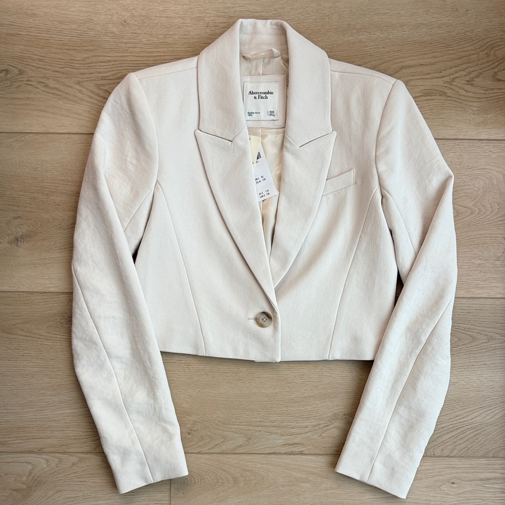 Abercrombie Cropped Blazer